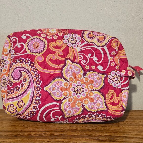 VERA Bradley Zippered Cosmetic Travel Toiletry Ditty Bag - Picture 5 of 5